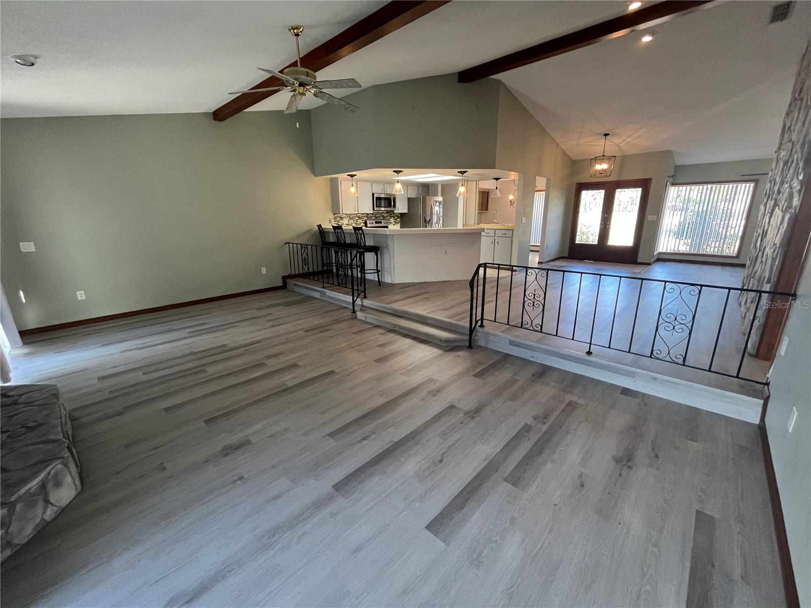 RIVER COUNTRY ESTATES - Residential