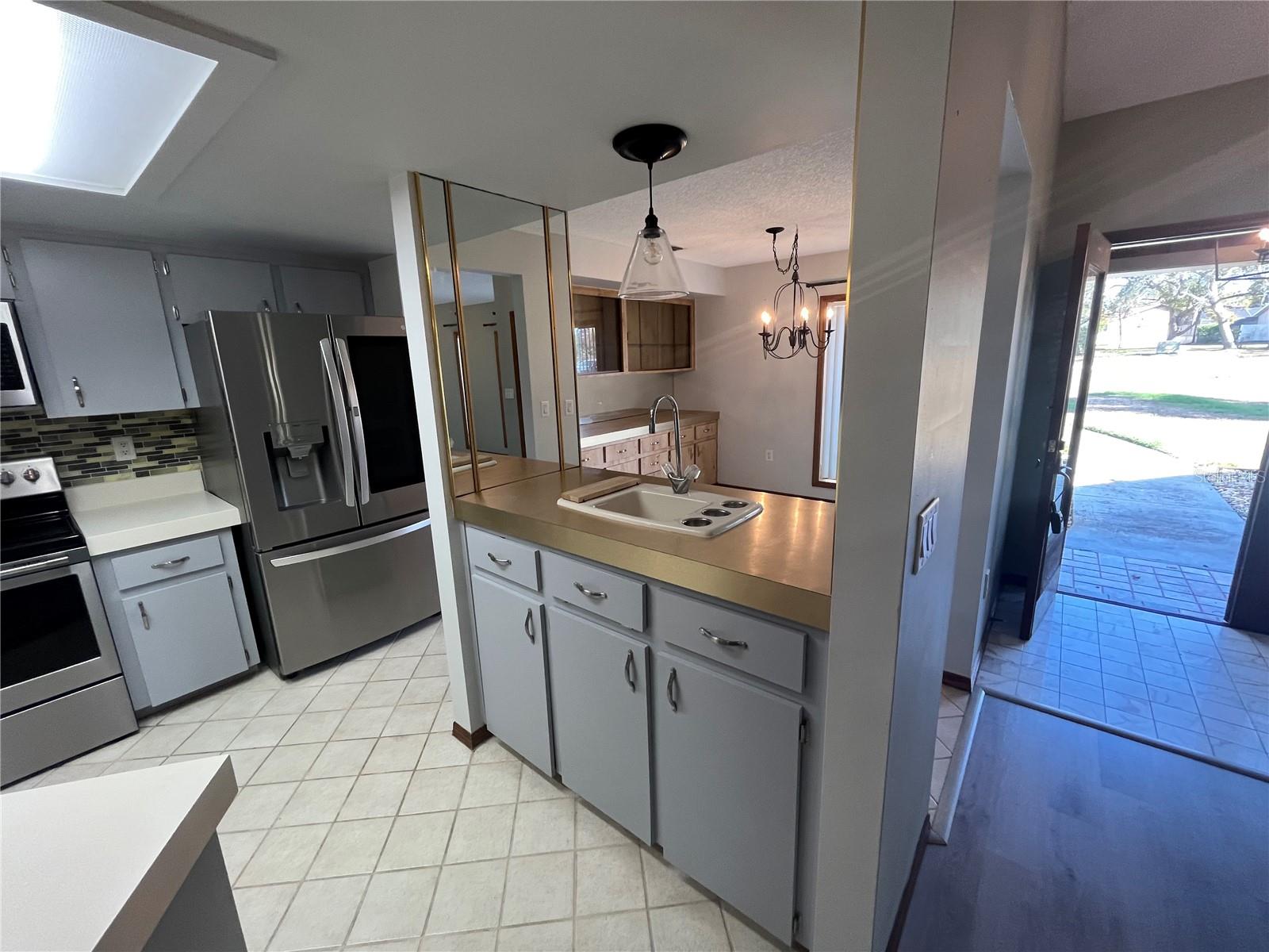 RIVER COUNTRY ESTATES - Residential