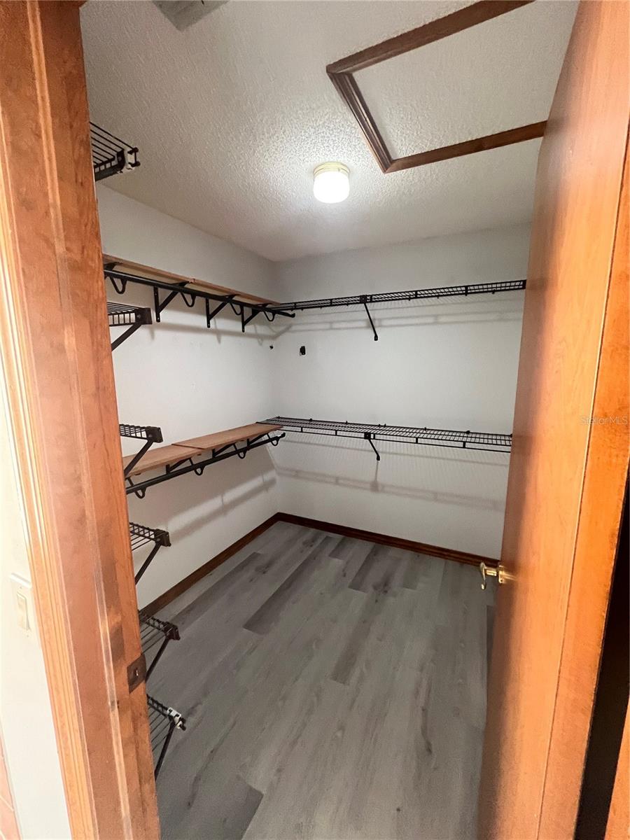 RIVER COUNTRY ESTATES - Residential