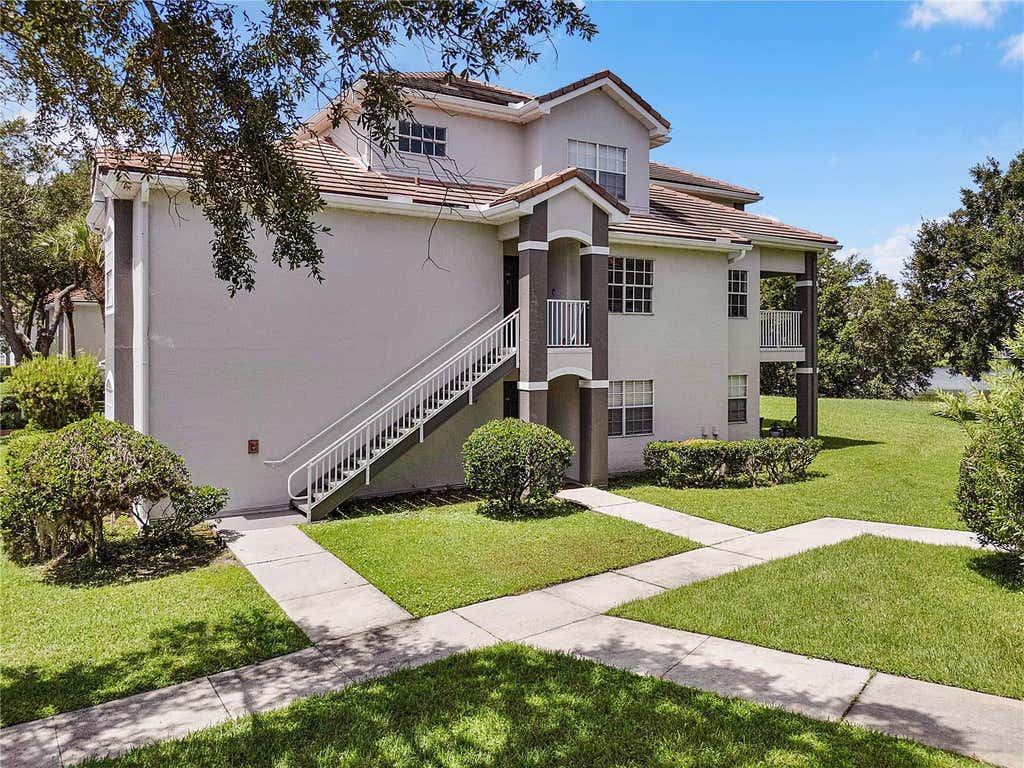 Photo of 13929 Fairway Island Drive #818, Orlando, FL 32837 (MLS # S5155266)