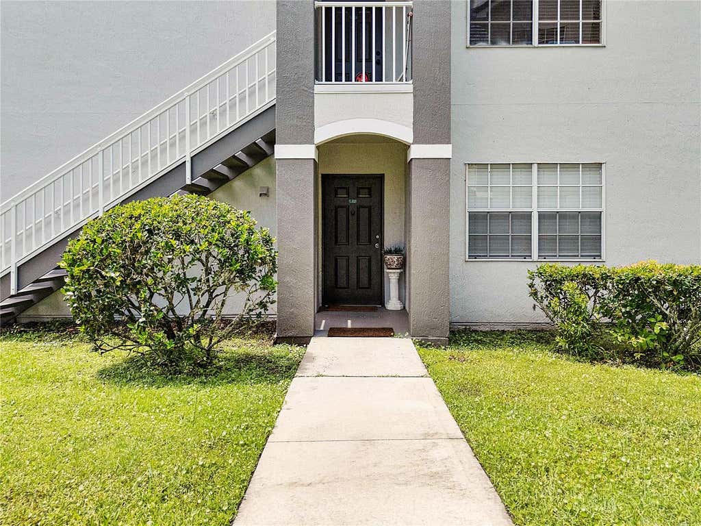 Photo of 13929 Fairway Island Drive #818, Orlando, FL 32837 (MLS # S5155266)