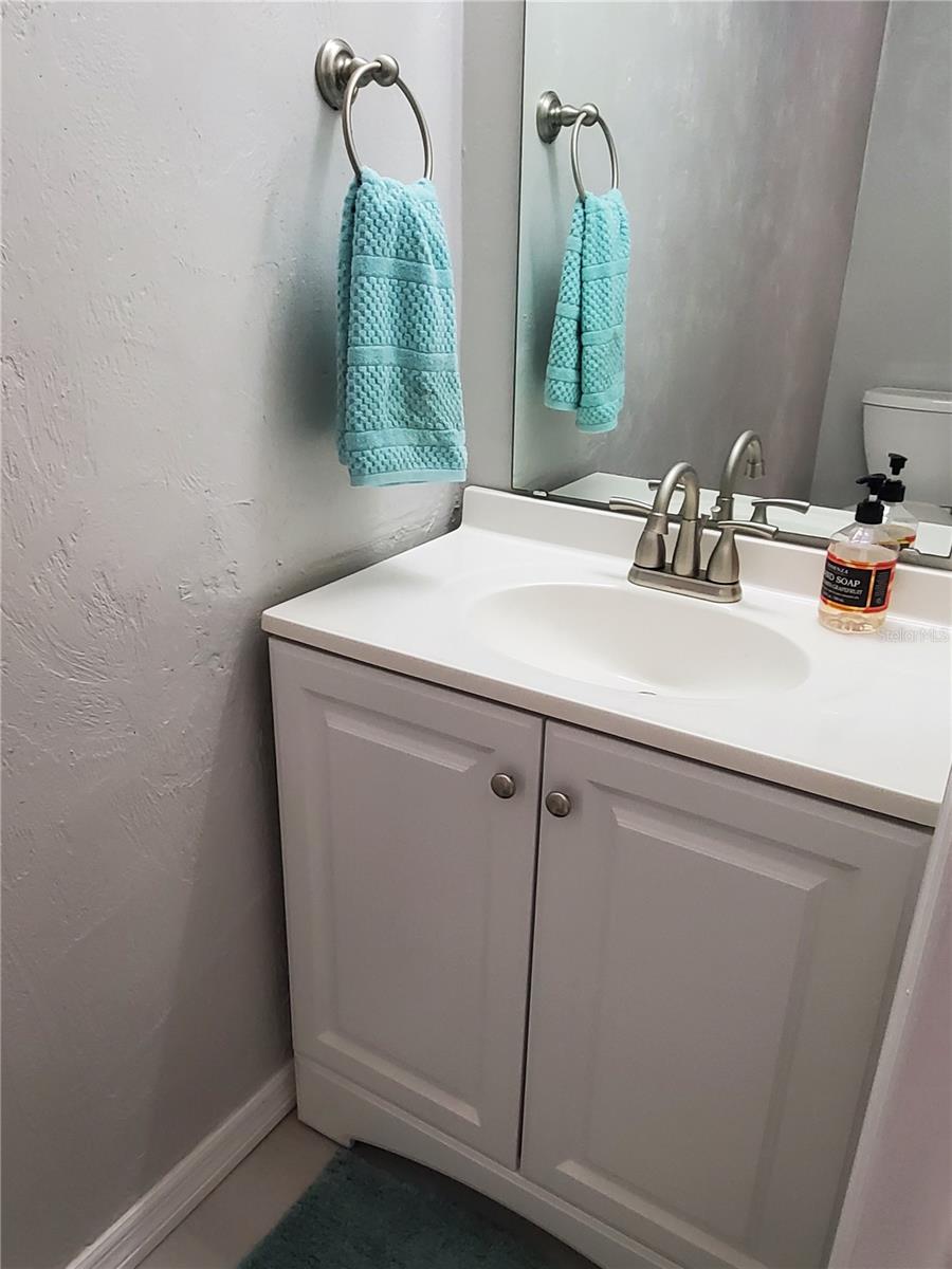 SPRINGWOOD SQUARE - Residential