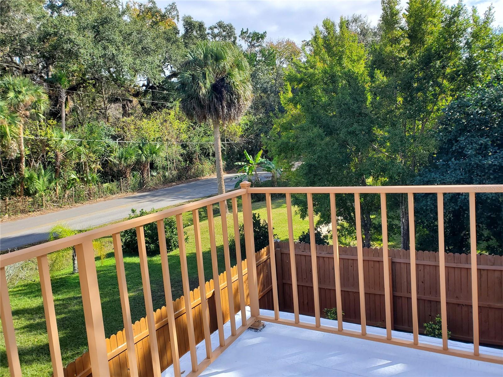 SPRINGWOOD SQUARE - Residential