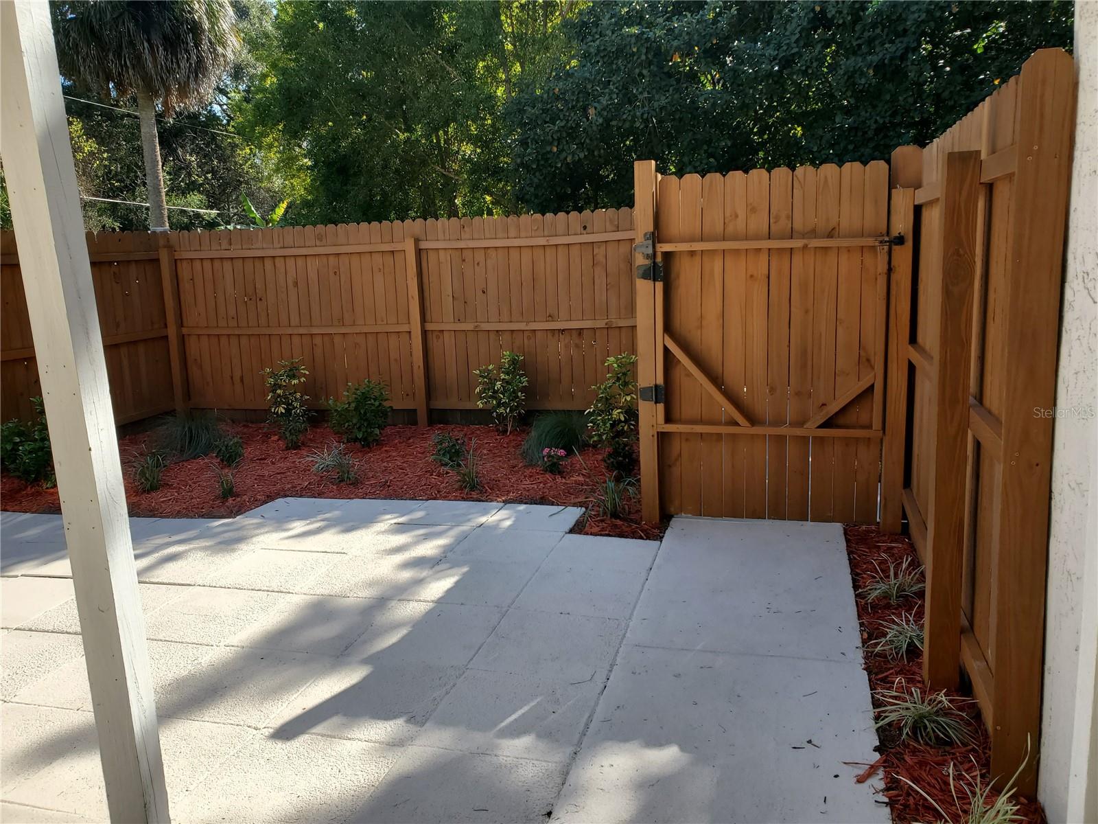 SPRINGWOOD SQUARE - Residential