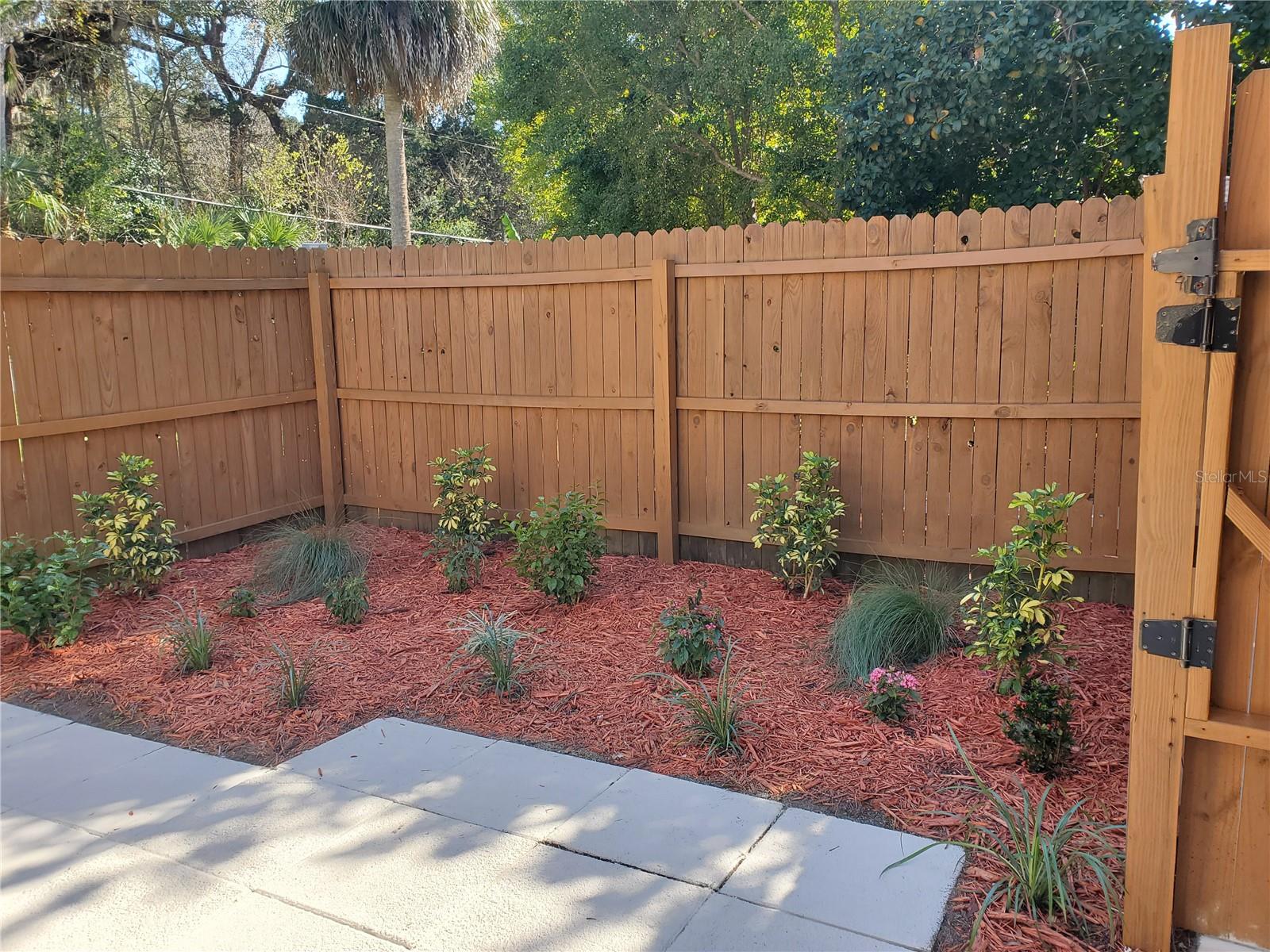 SPRINGWOOD SQUARE - Residential