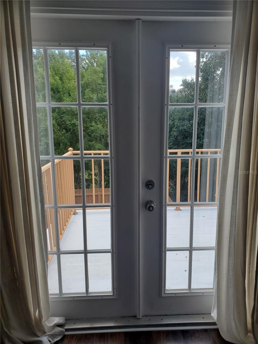 SPRINGWOOD SQUARE - Residential