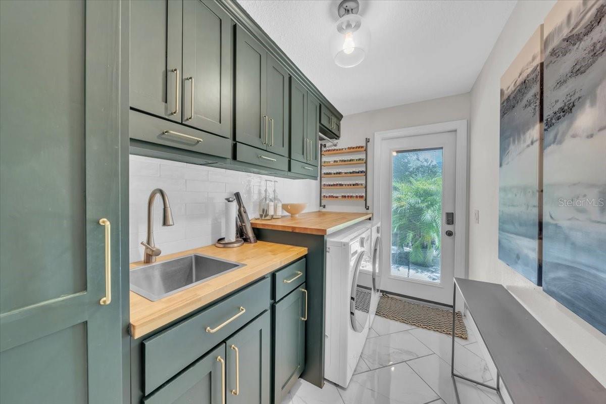 BLOOMINGDALE - Residential