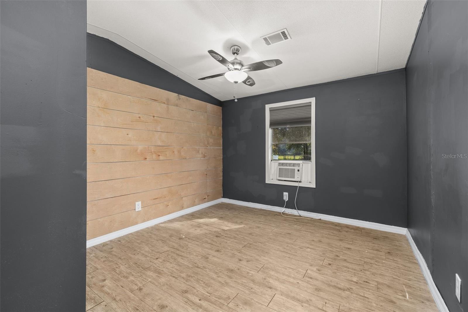 LEISURE LAKES INC - Residential