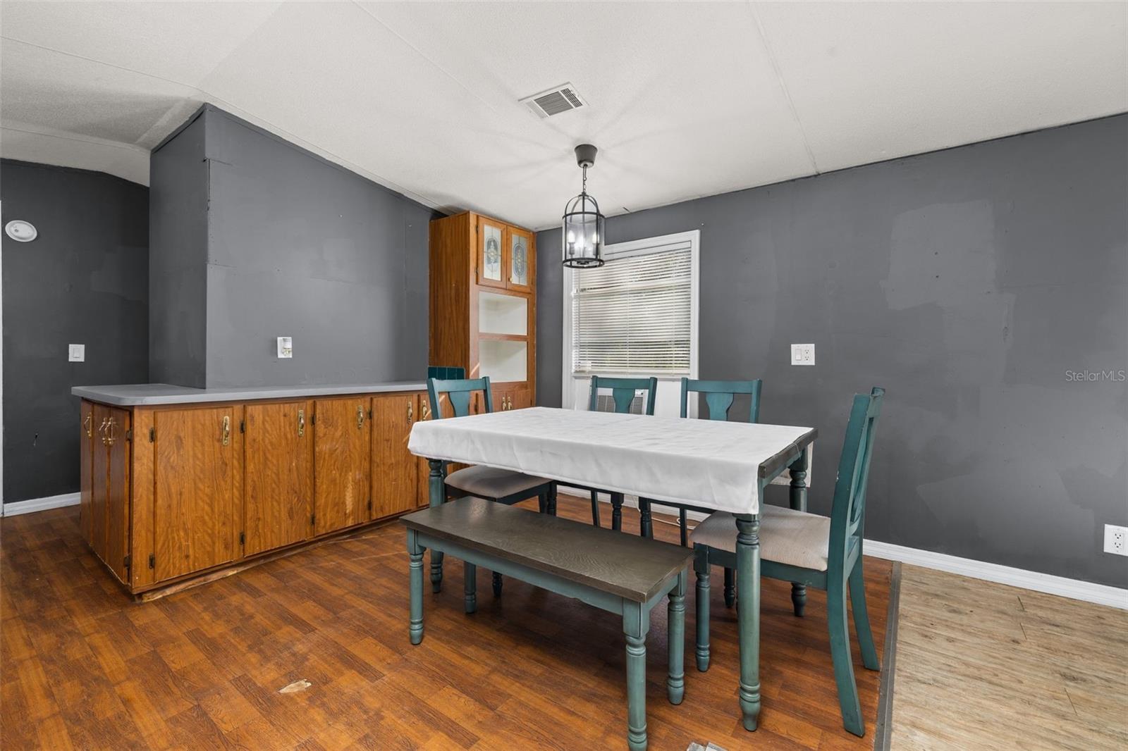 LEISURE LAKES INC - Residential