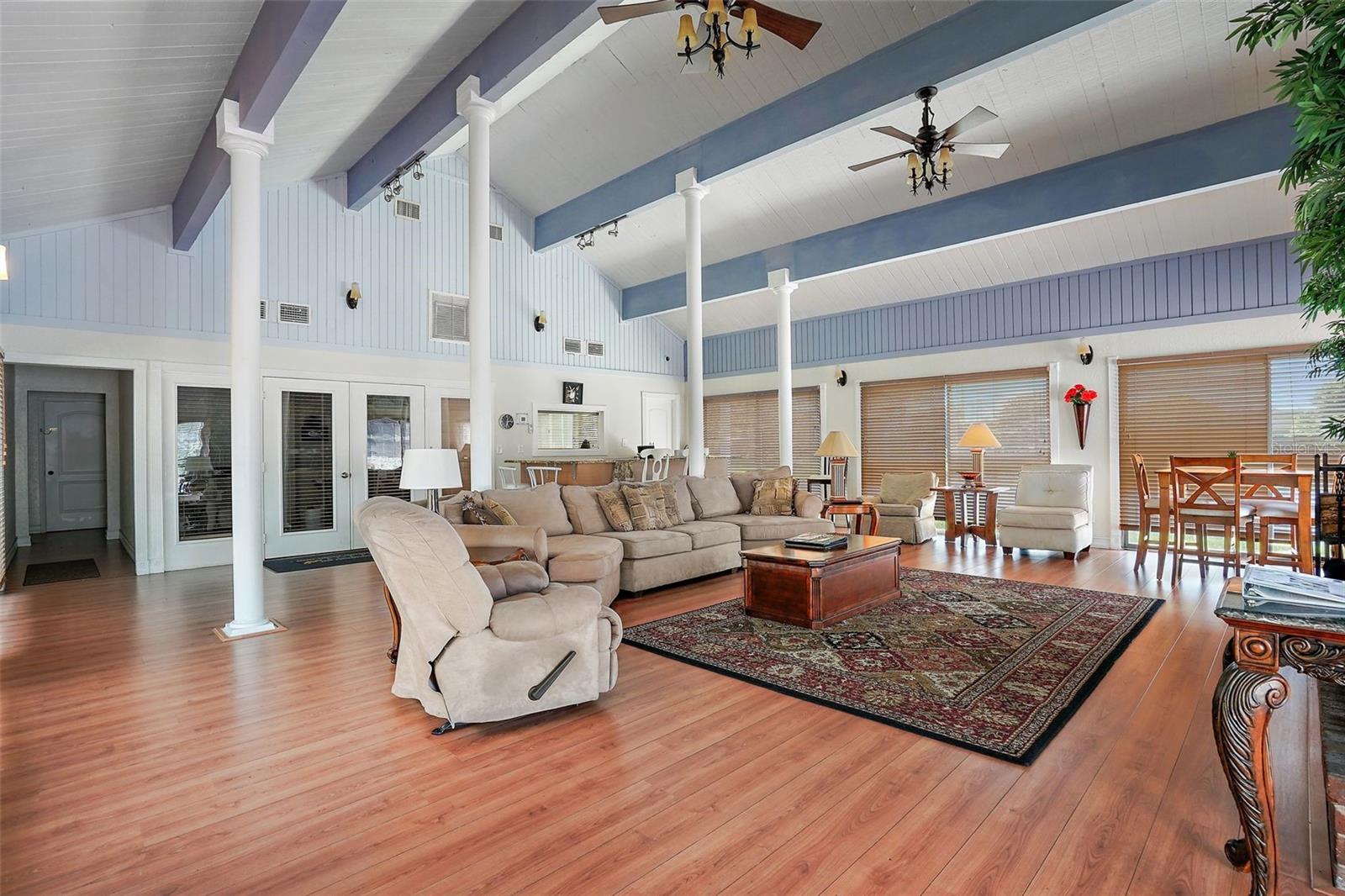 200 COUNTRY CLUB DRIVE 1001