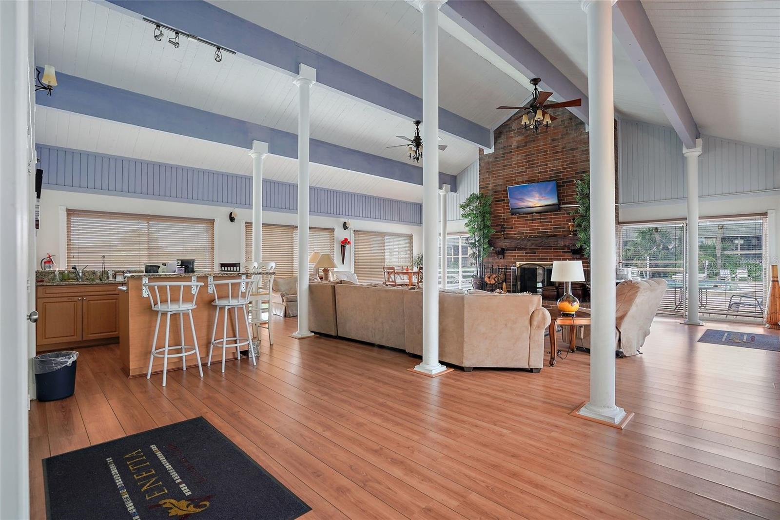200 COUNTRY CLUB DRIVE 1001