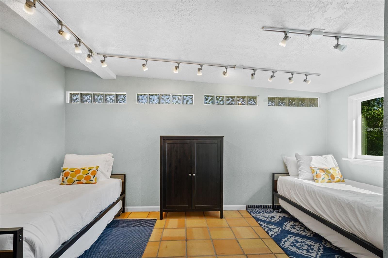 LAHA WA MANOR - Residential