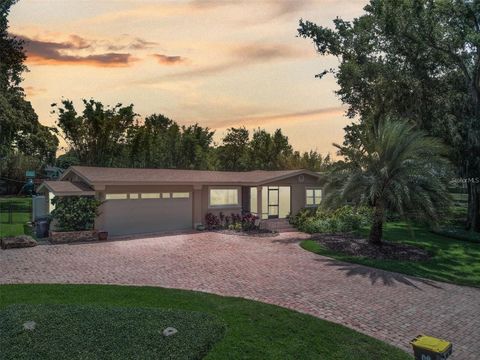 Photo of 2014 8th Terrace SE, Winter Haven, FL 33880 (MLS # L4956152)