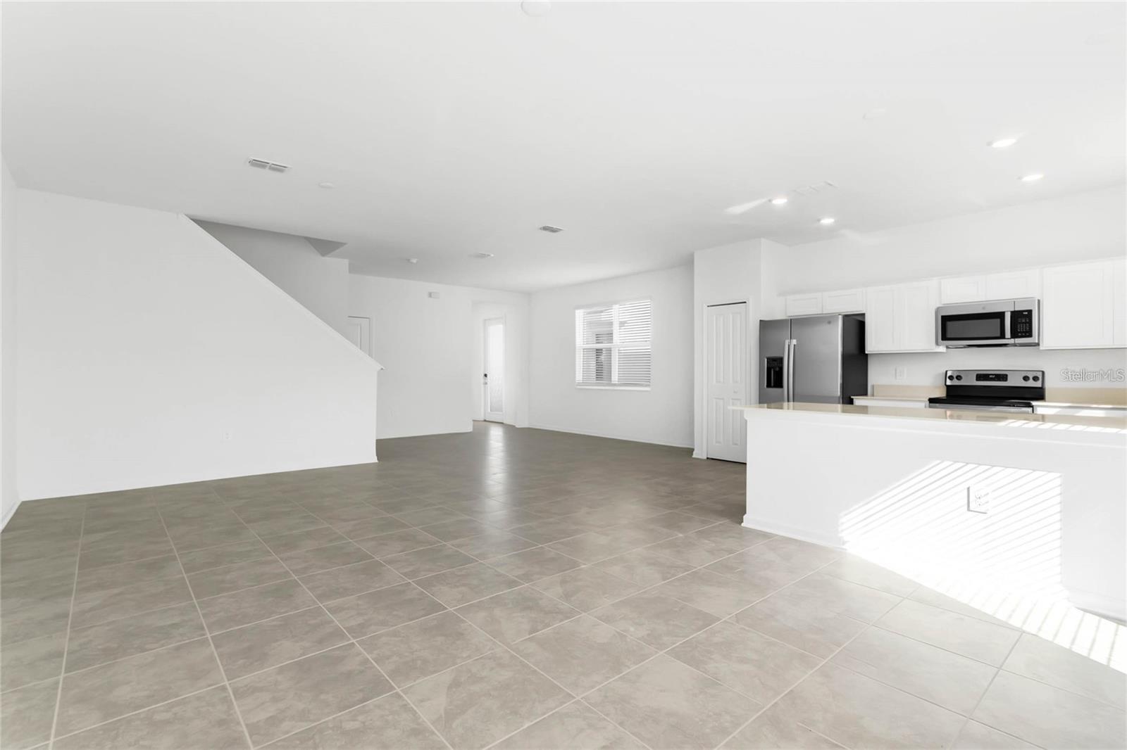 FOX NORTH - Residential Lease
