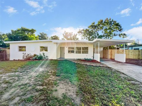 A home in APOPKA