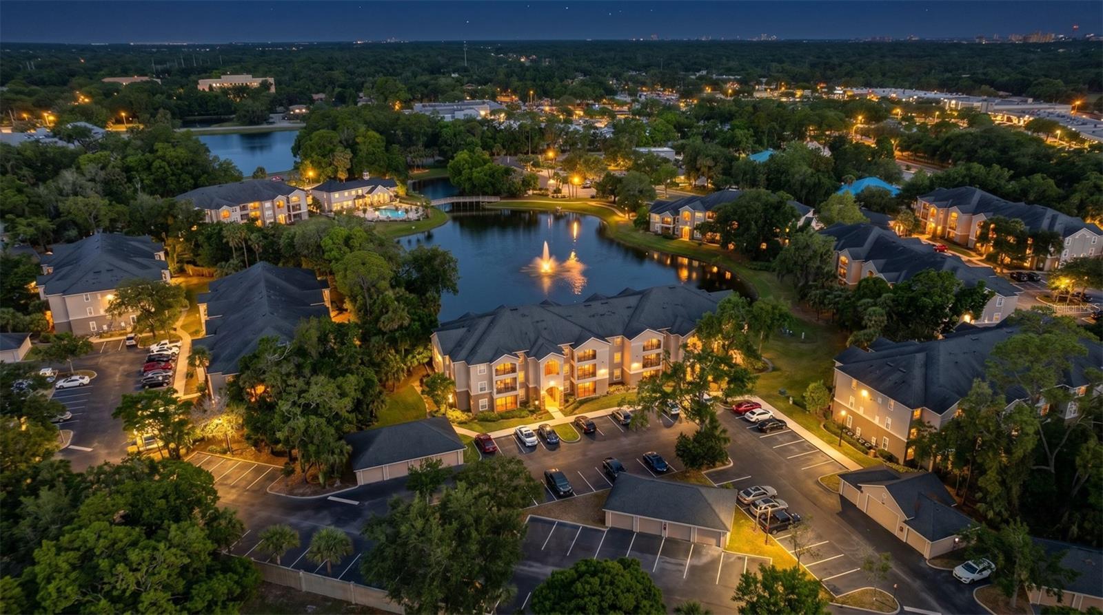 VILLAGGIO ON LAKES - Residential