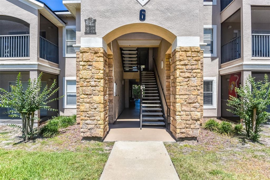 Photo of 940 Village Trail #6-103, Port Orange, FL 32127 (MLS # V4948957)
