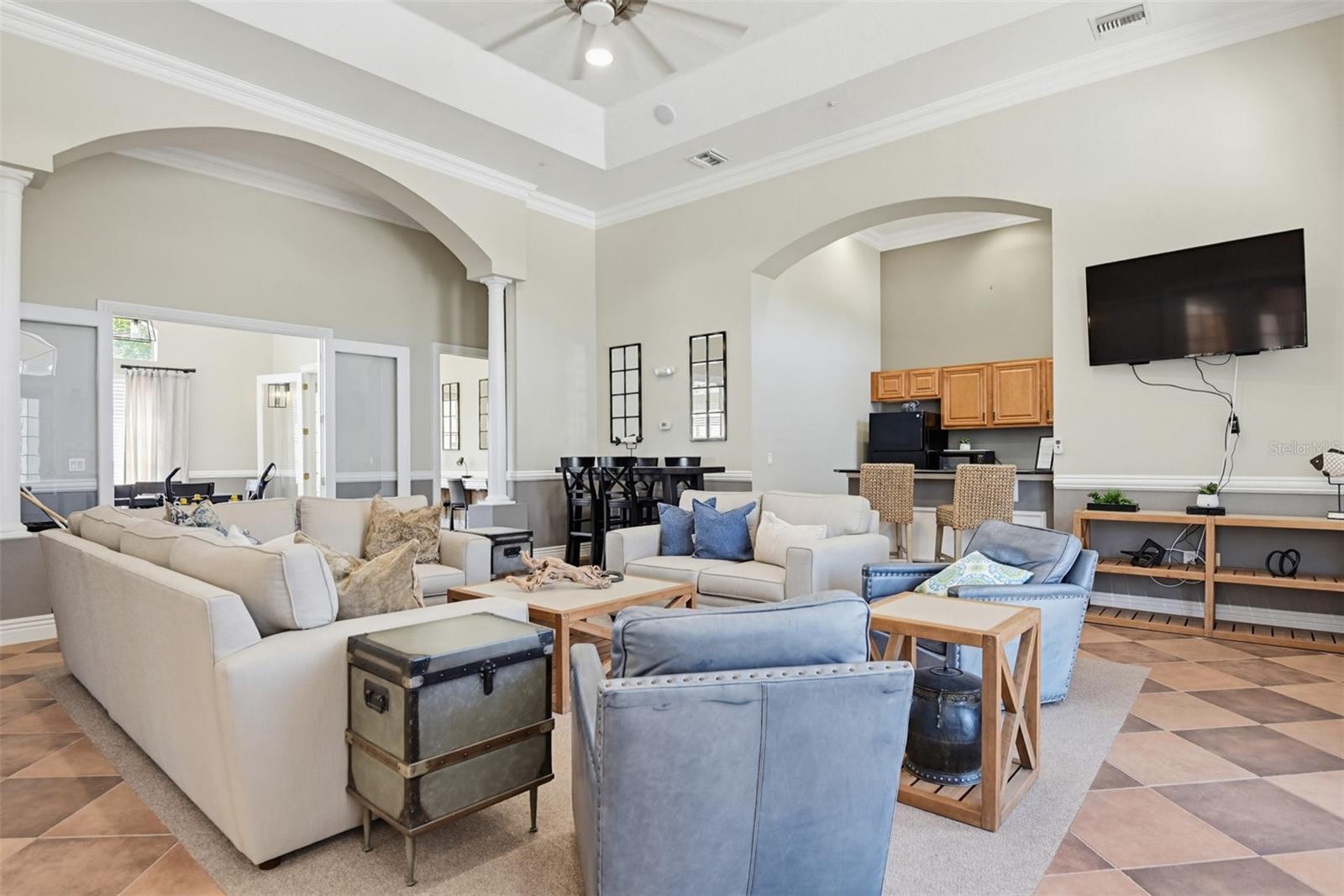 VILLAGGIO ON LAKES - Residential