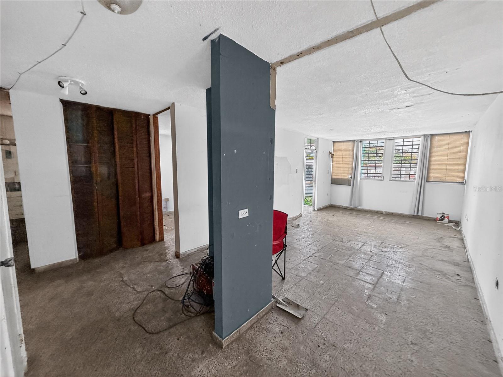 URB.MIRAFLORES - Residential