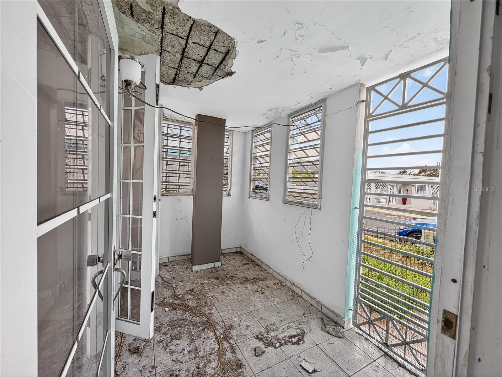 URB.MIRAFLORES - Residential