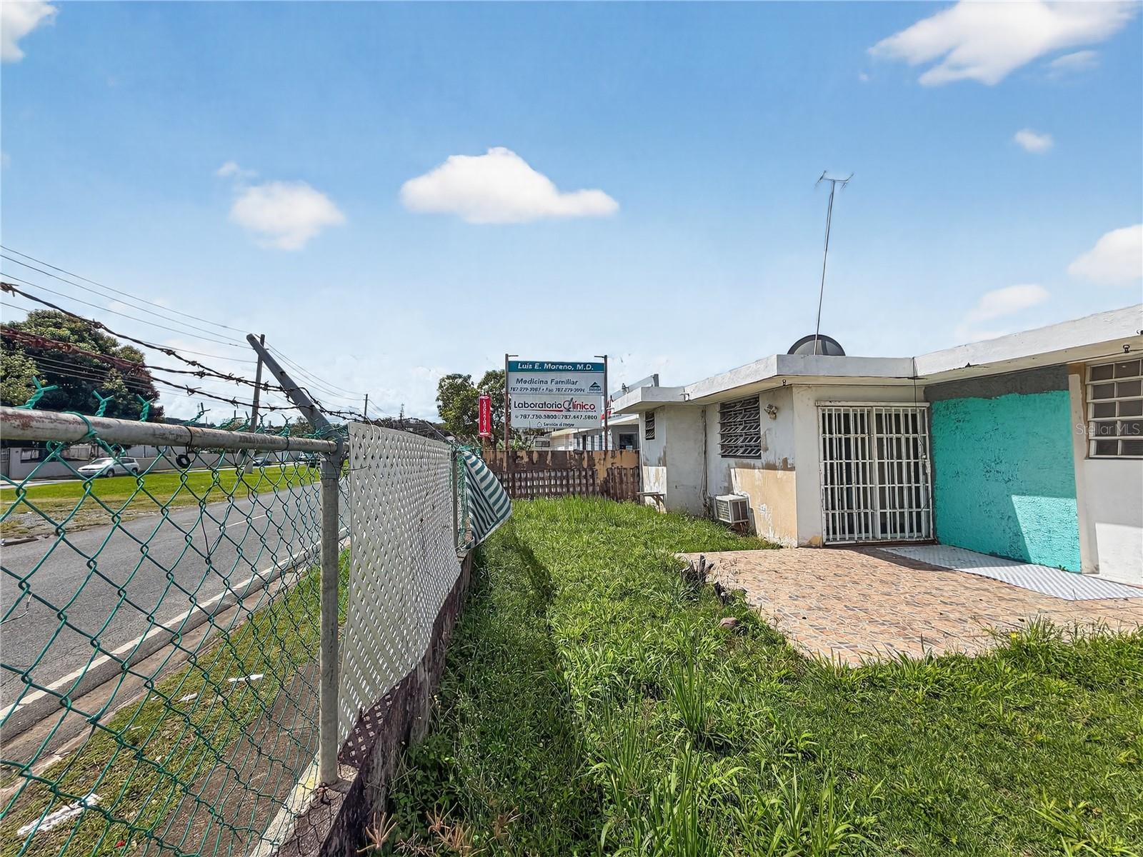 URB.MIRAFLORES - Residential