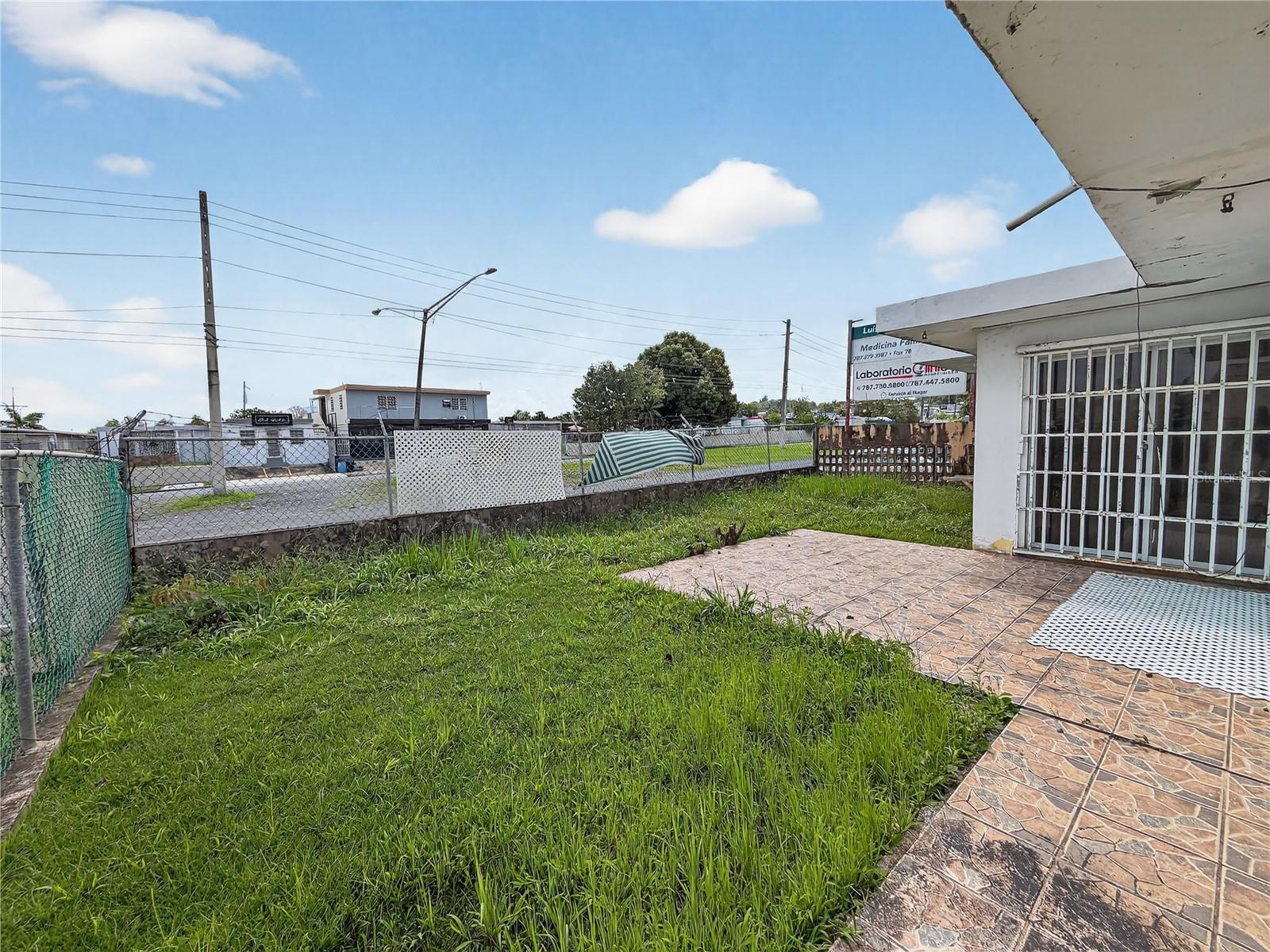 URB.MIRAFLORES - Residential