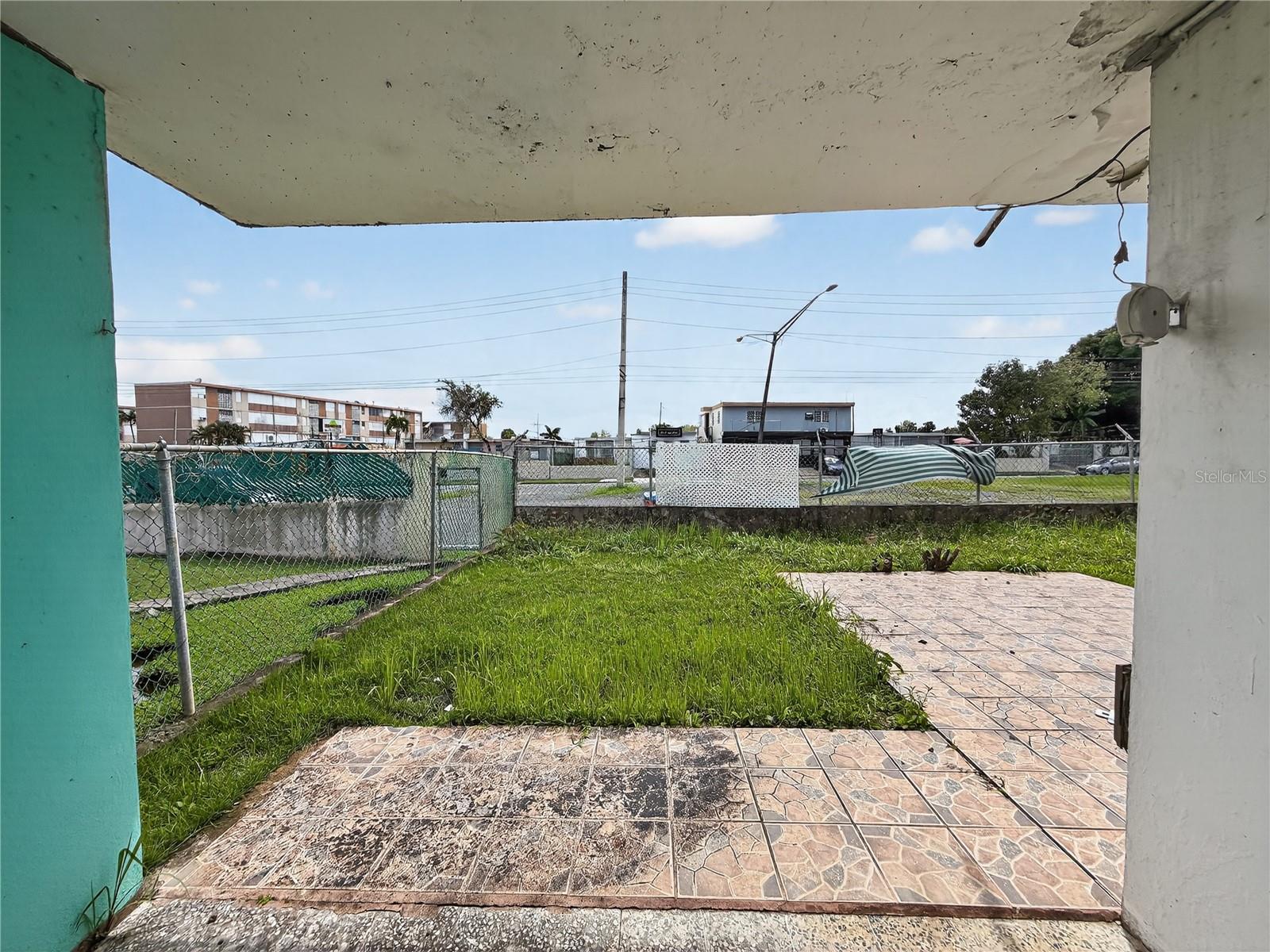 URB.MIRAFLORES - Residential