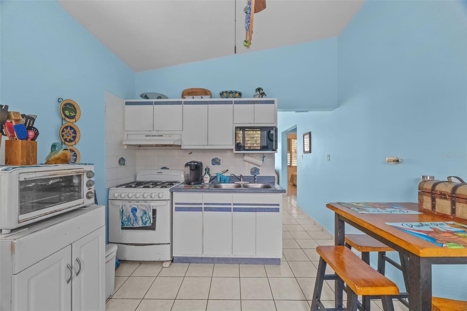 BARRIO ENSENADAS - Residential