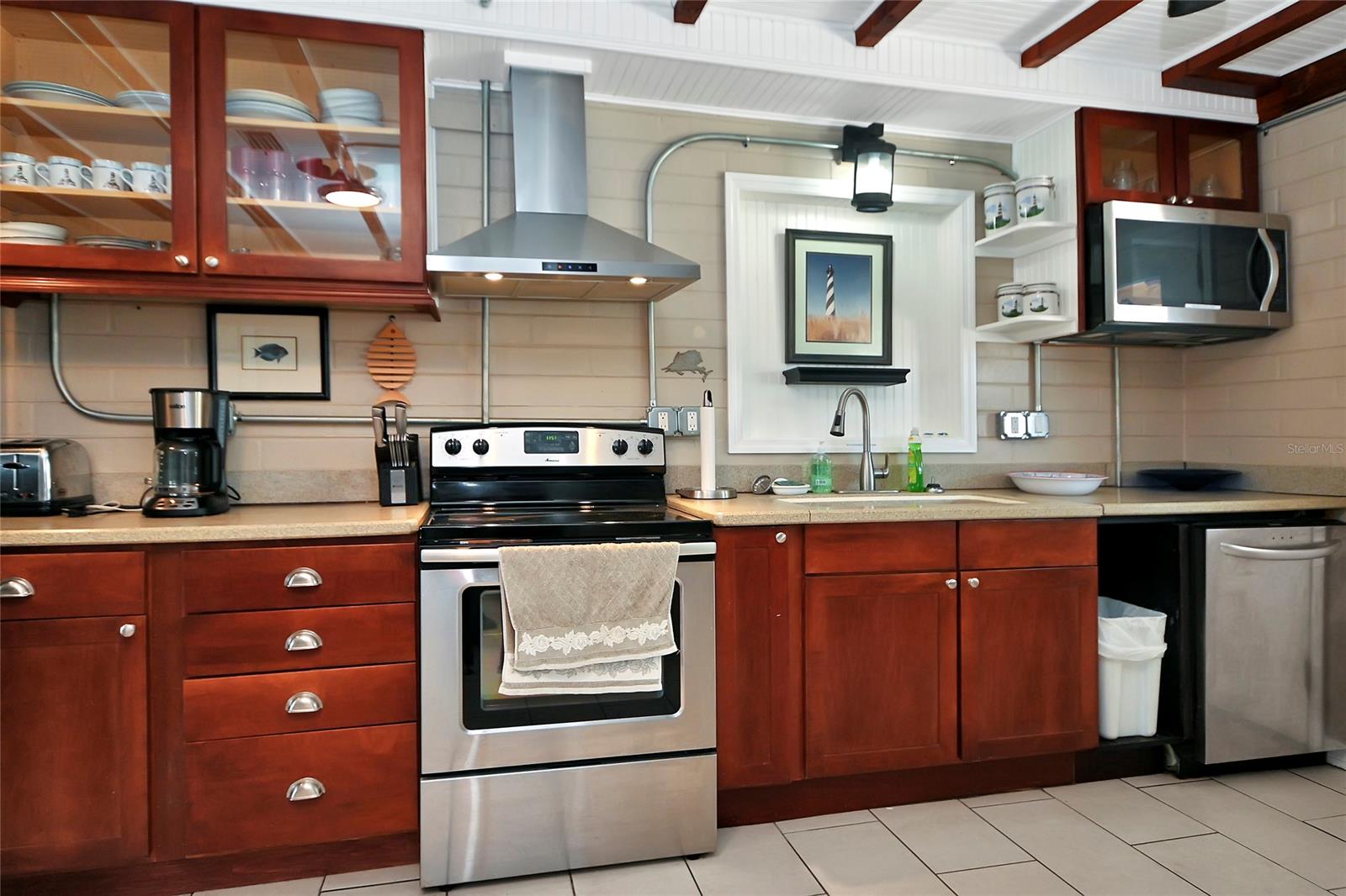 Fuller & Settle Alvarez Grant - Residential