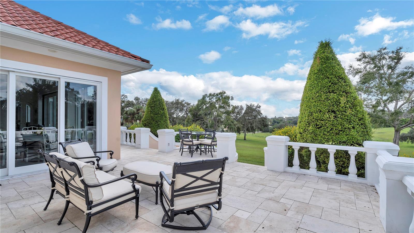 MOUNTAIN LAKE UNREC - Residential