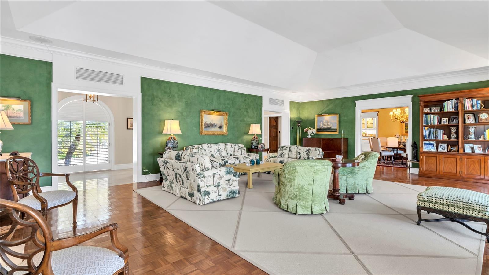 MOUNTAIN LAKE UNREC - Residential