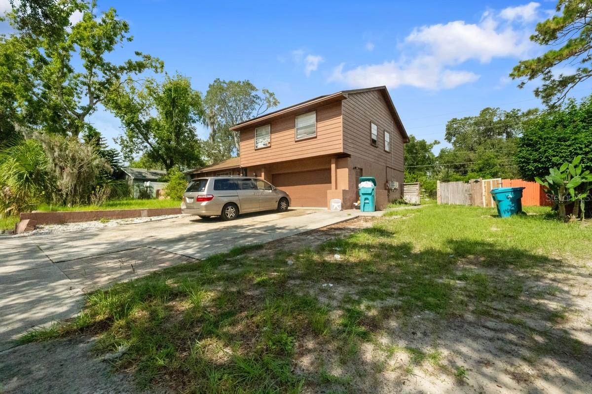 4100 ROSE PETAL LANE