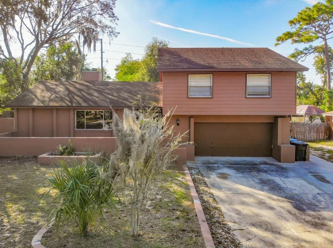 4100 ROSE PETAL LANE