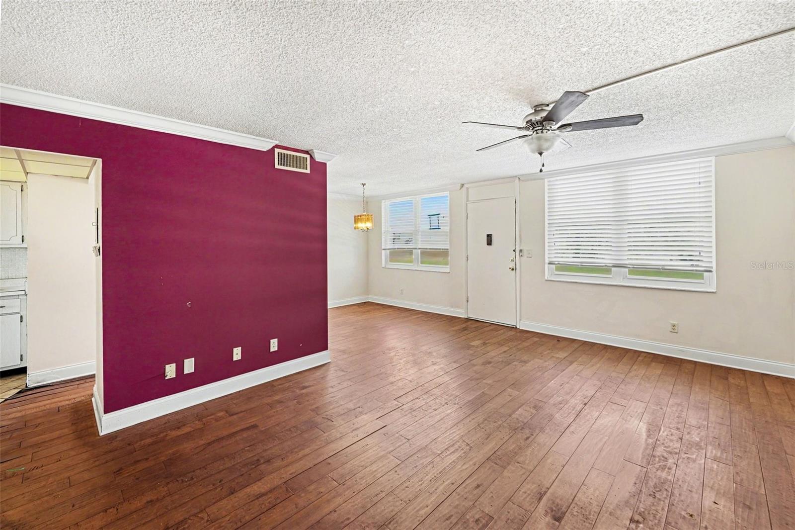 WINSTON PARK NORTHEAST - Residential