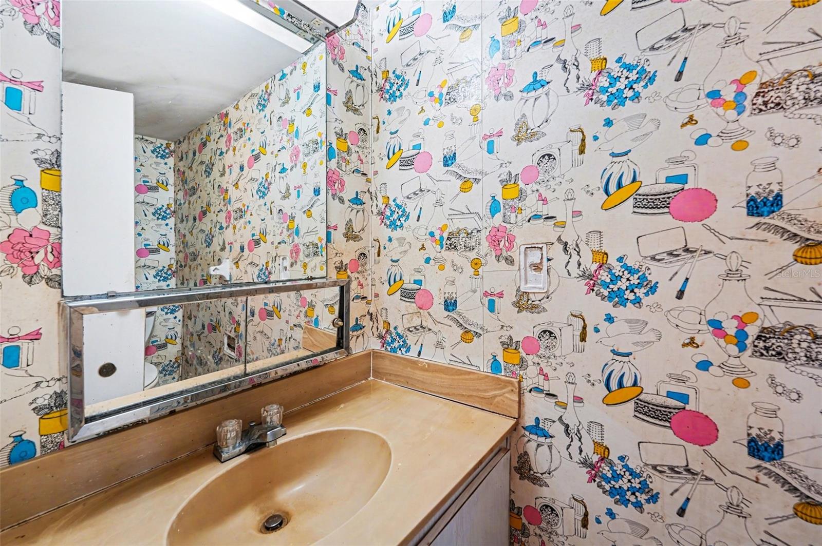 WINSTON PARK NORTHEAST - Residential