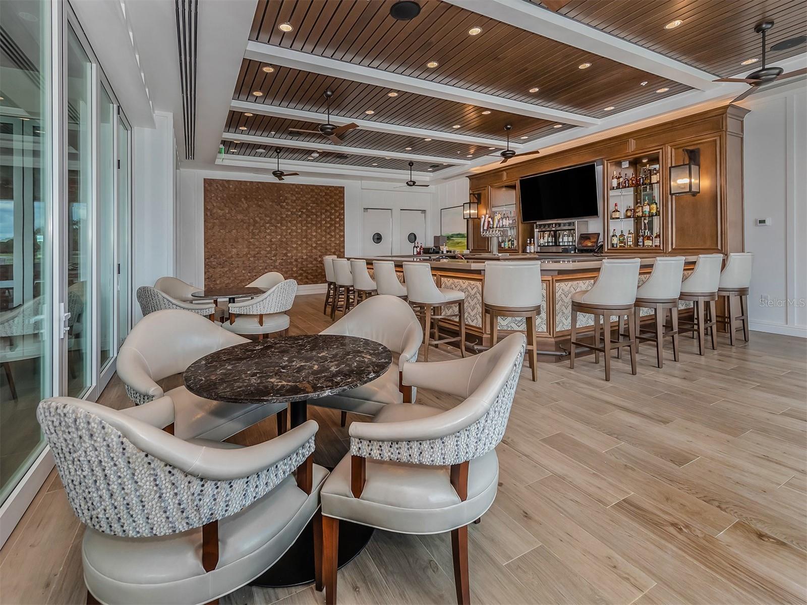 VENICE GOLF & COUNTRY CLUB - Residential