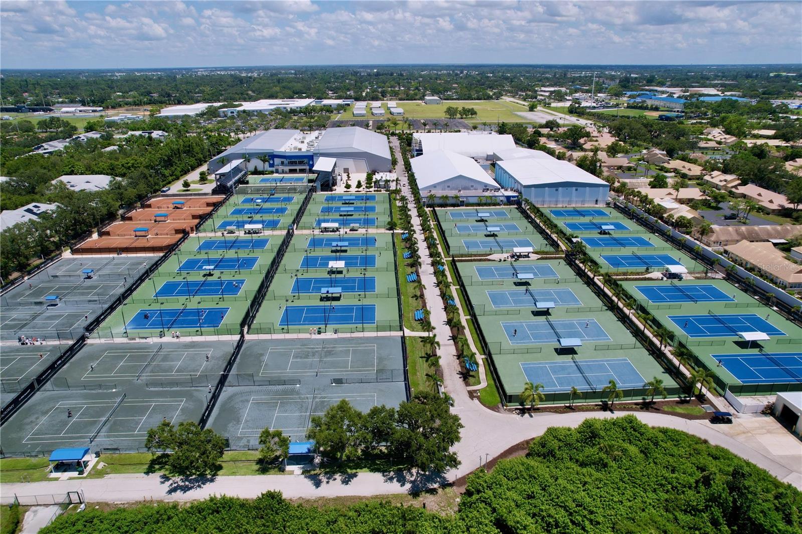 BOLLETTIERI RESORT VILLAS XII - Residential