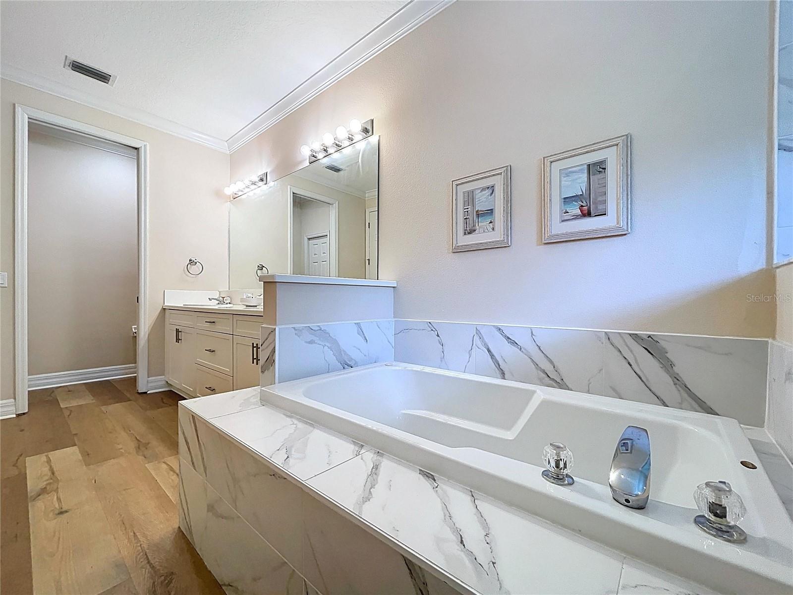 BOLLETTIERI RESORT VILLAS XII - Residential