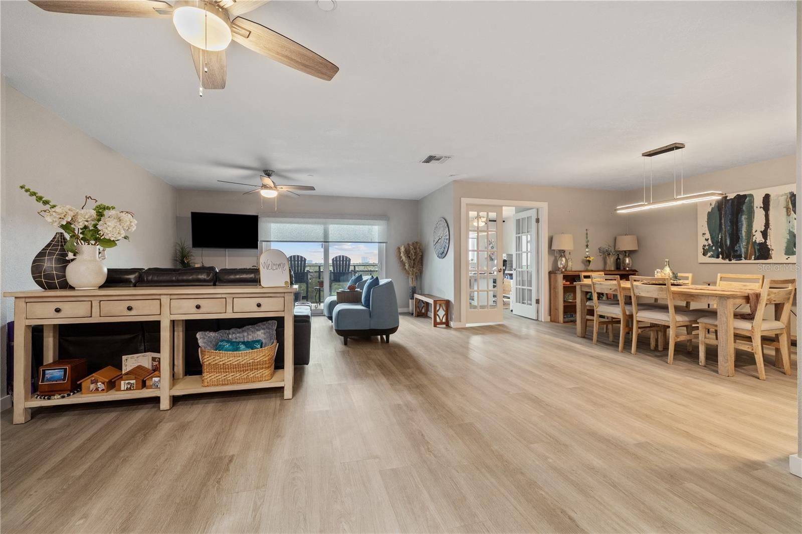 2780 N RIVERSIDE DRIVE 805