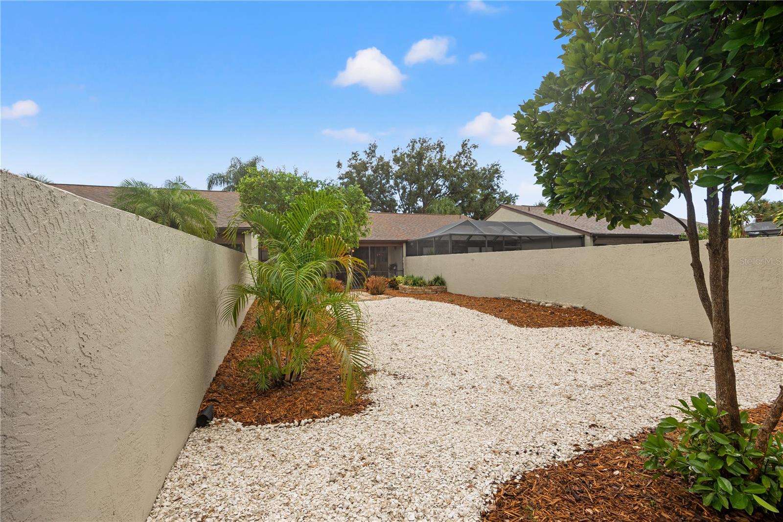 FORTY THREE WEST OAKS - Residential