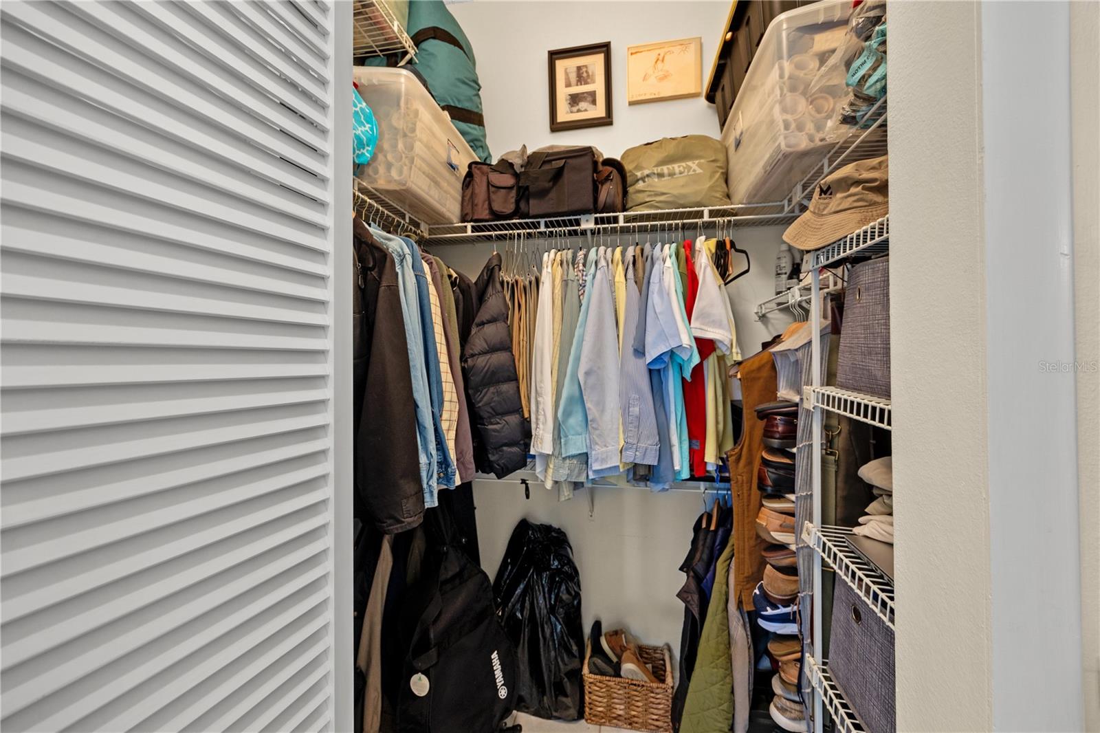 FORTY THREE WEST OAKS - Residential