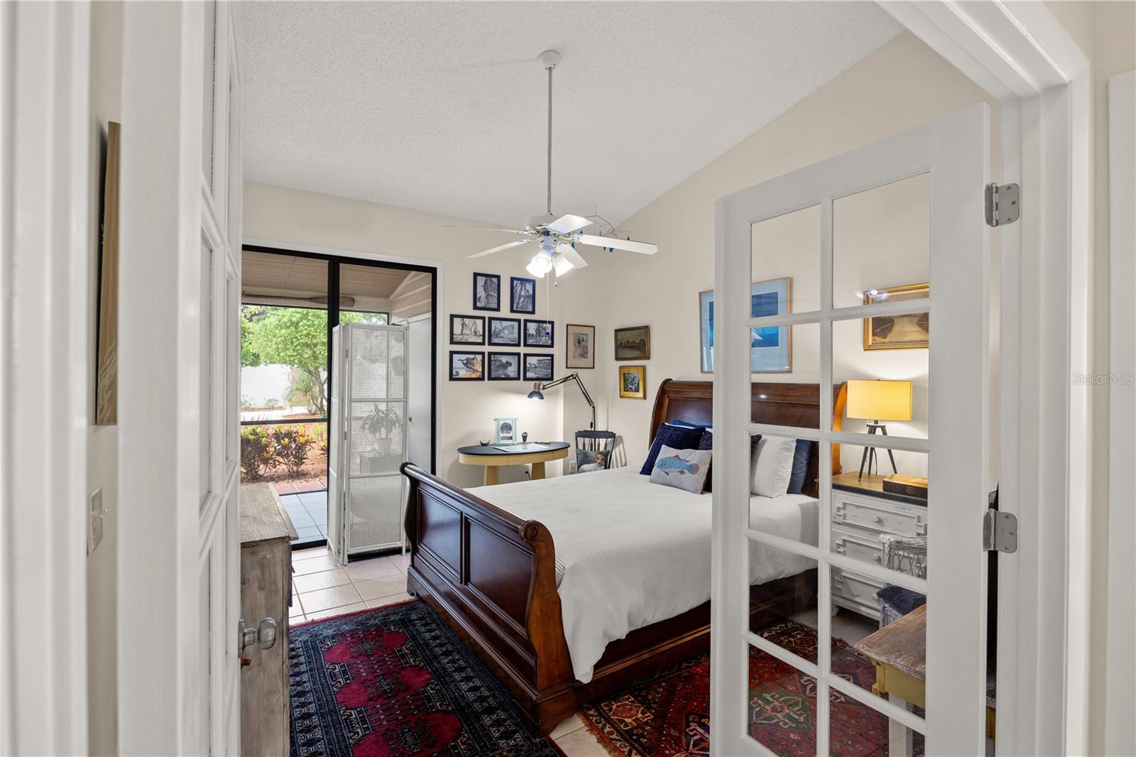 FORTY THREE WEST OAKS - Residential