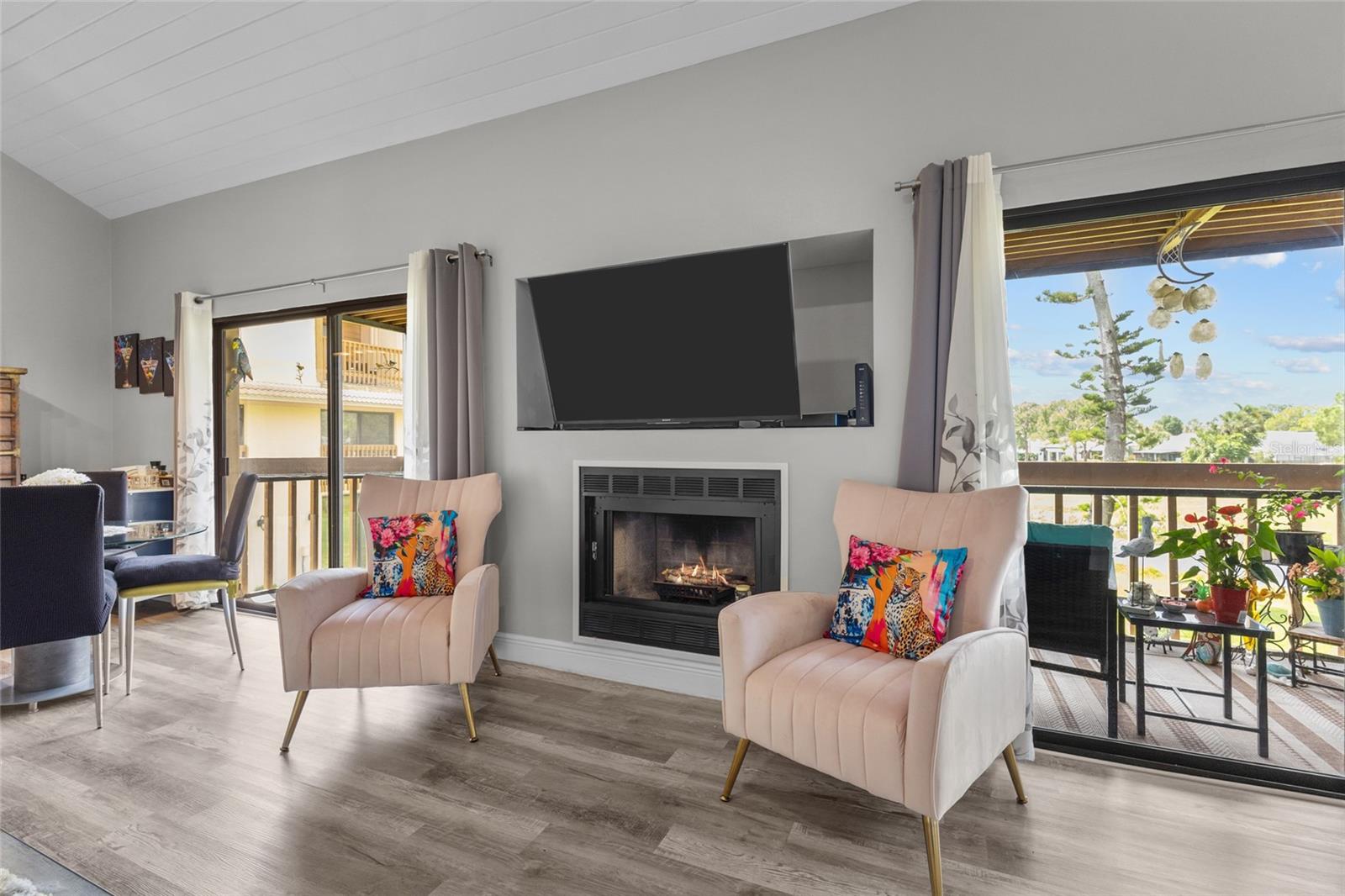 WILLOW GREEN - Residential