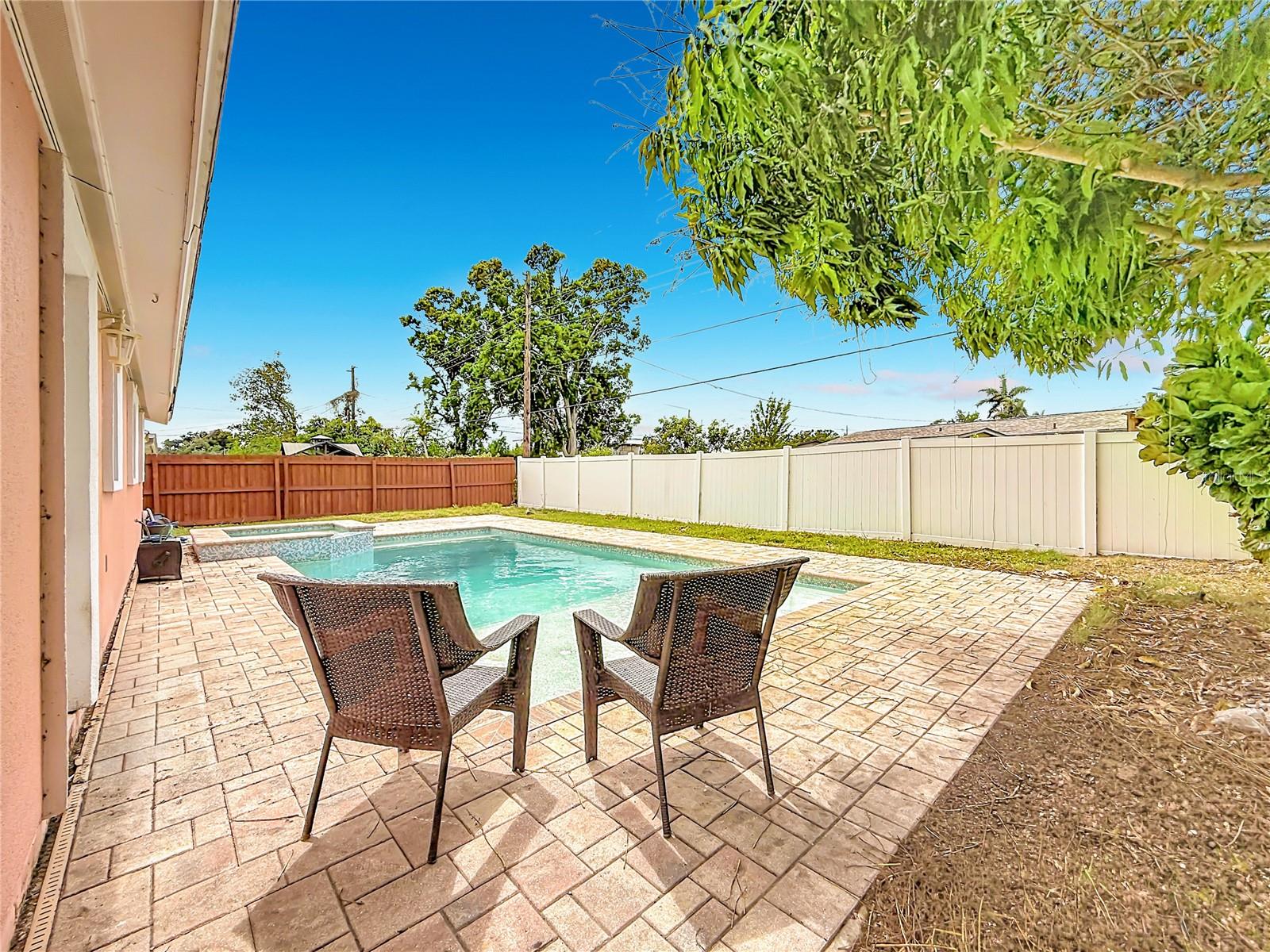 GREENDALE ESTATES 3RD ADD - Residential