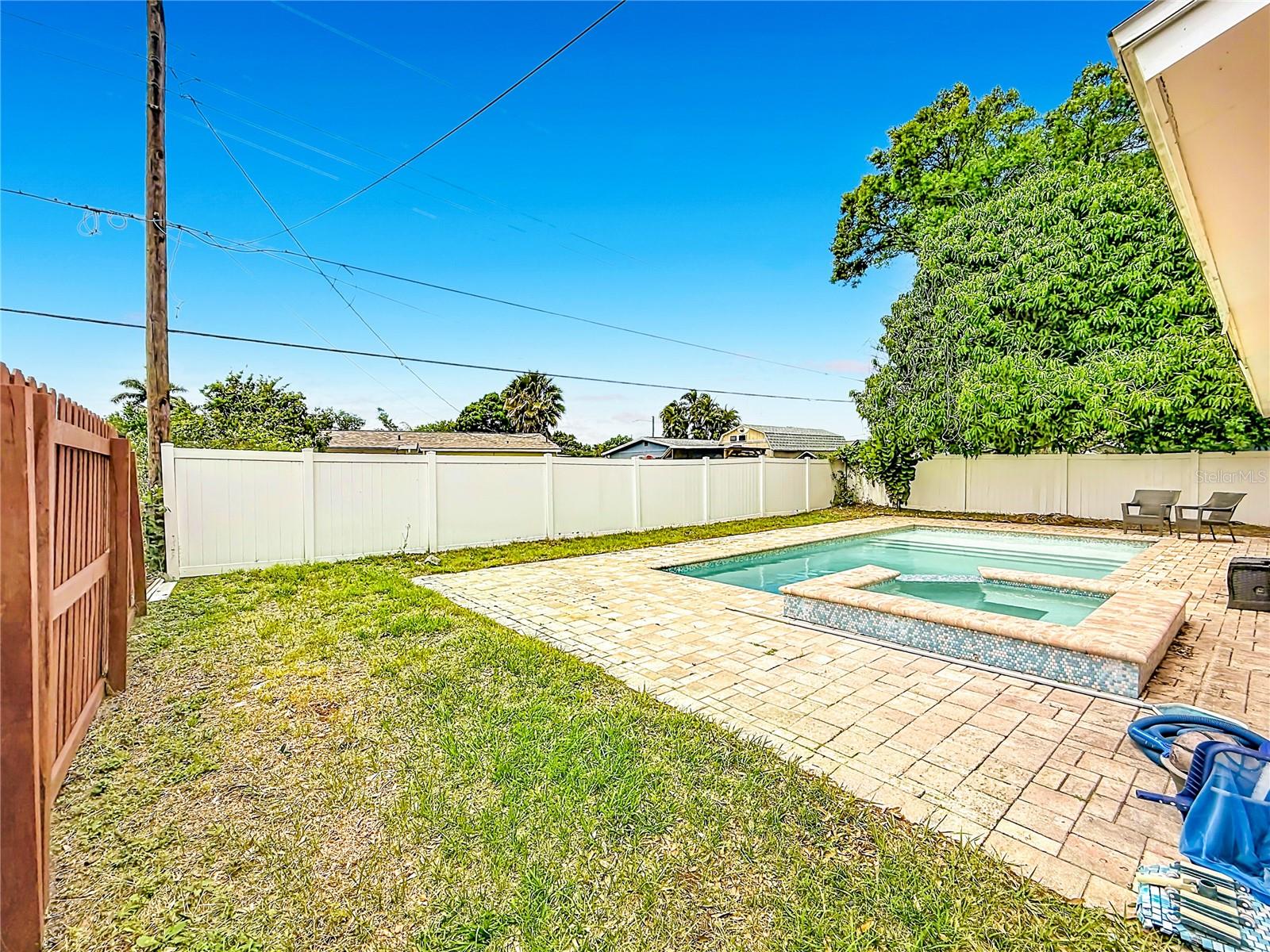 GREENDALE ESTATES 3RD ADD - Residential