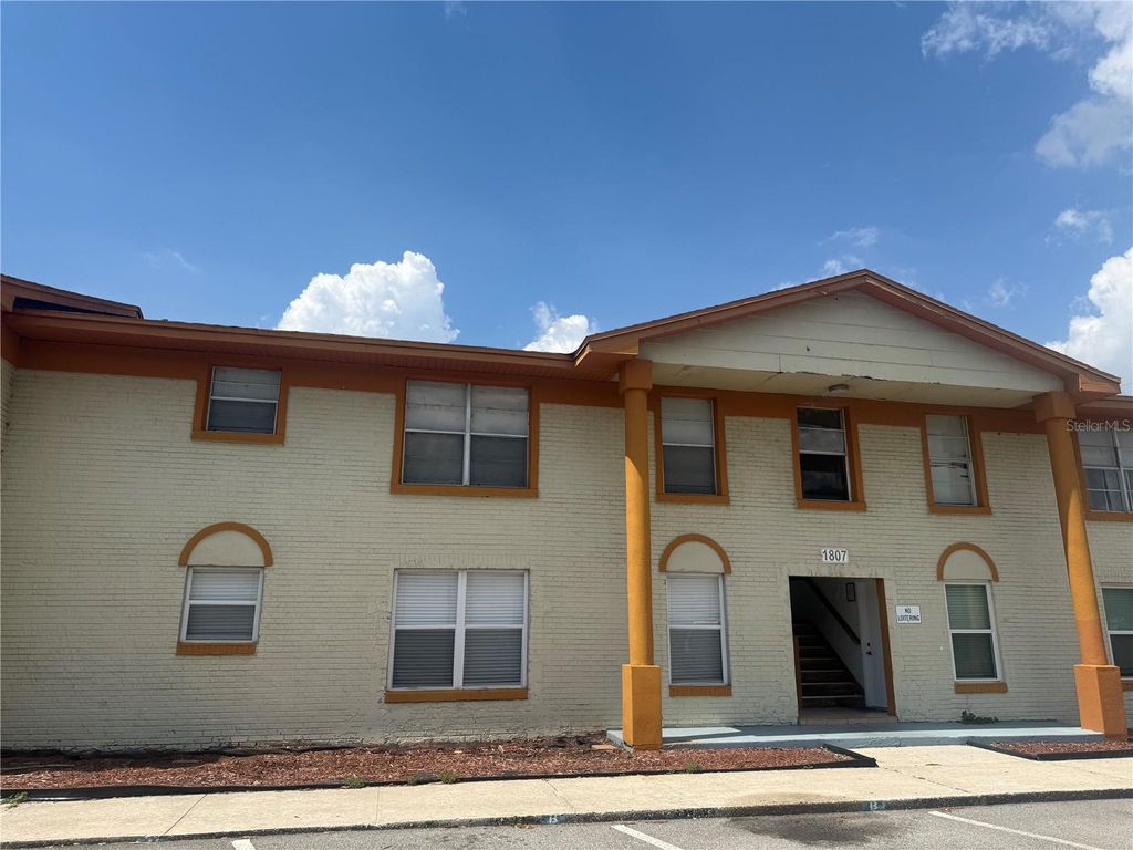 Photo of 1807 Michigan Avenue #D, Kissimmee, FL 34744 (MLS # S5147966)