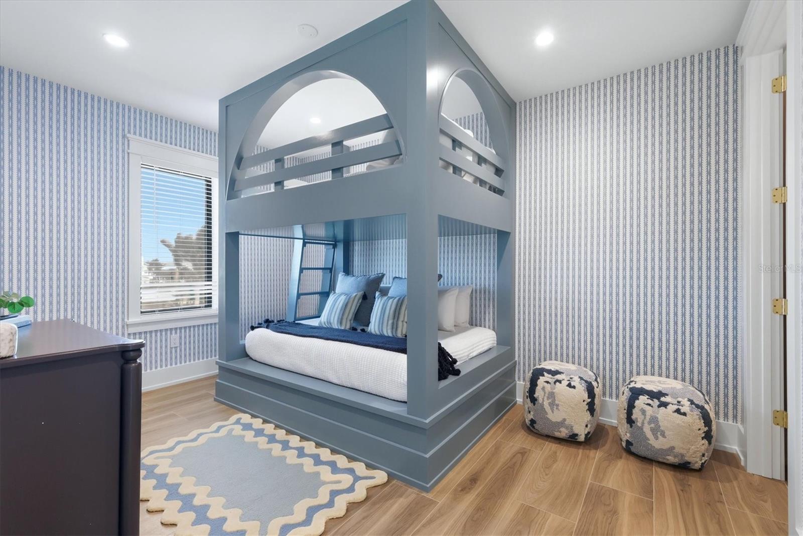 BIMINI BAY ESTATES - Residential