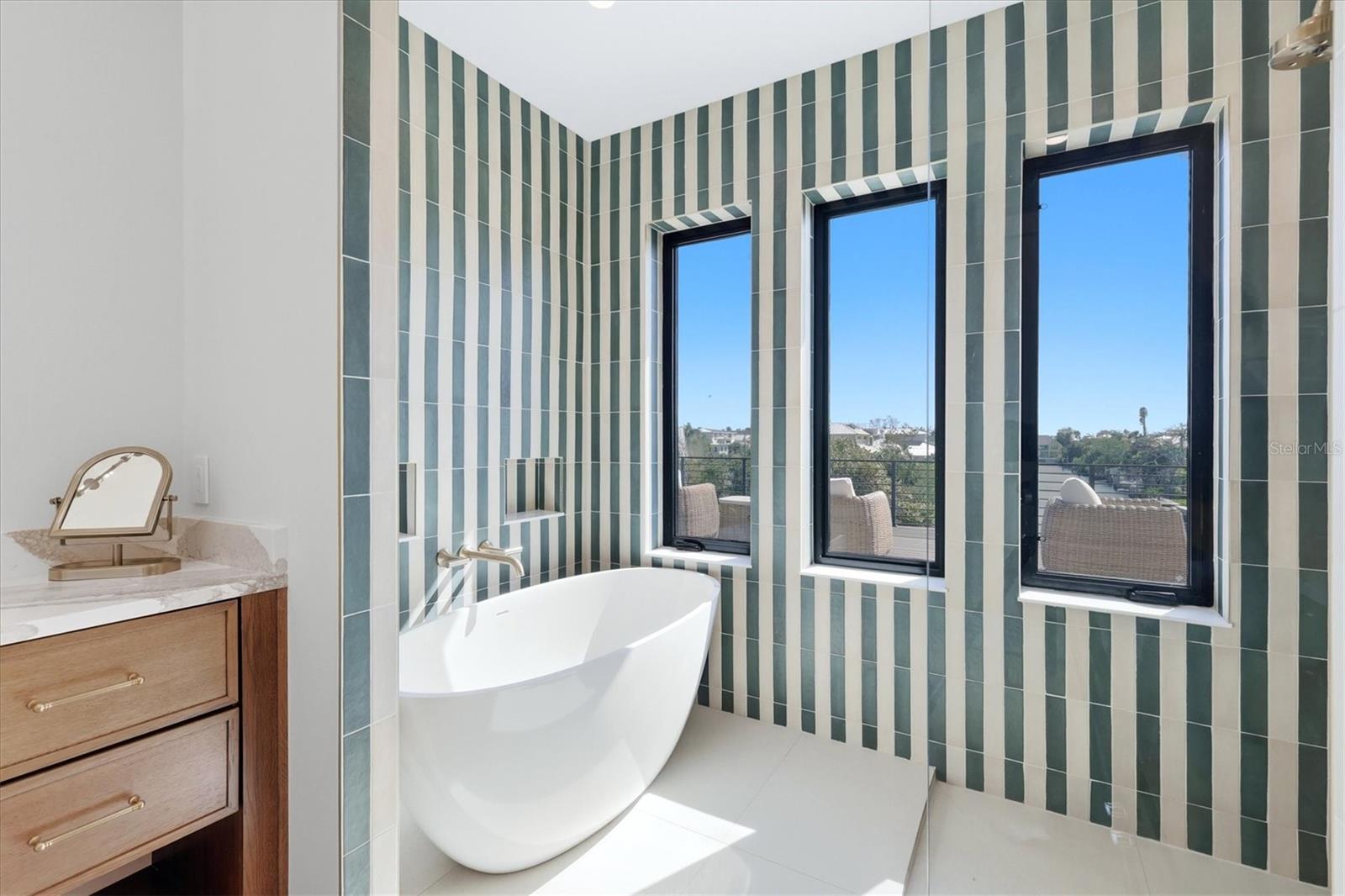 BIMINI BAY ESTATES - Residential