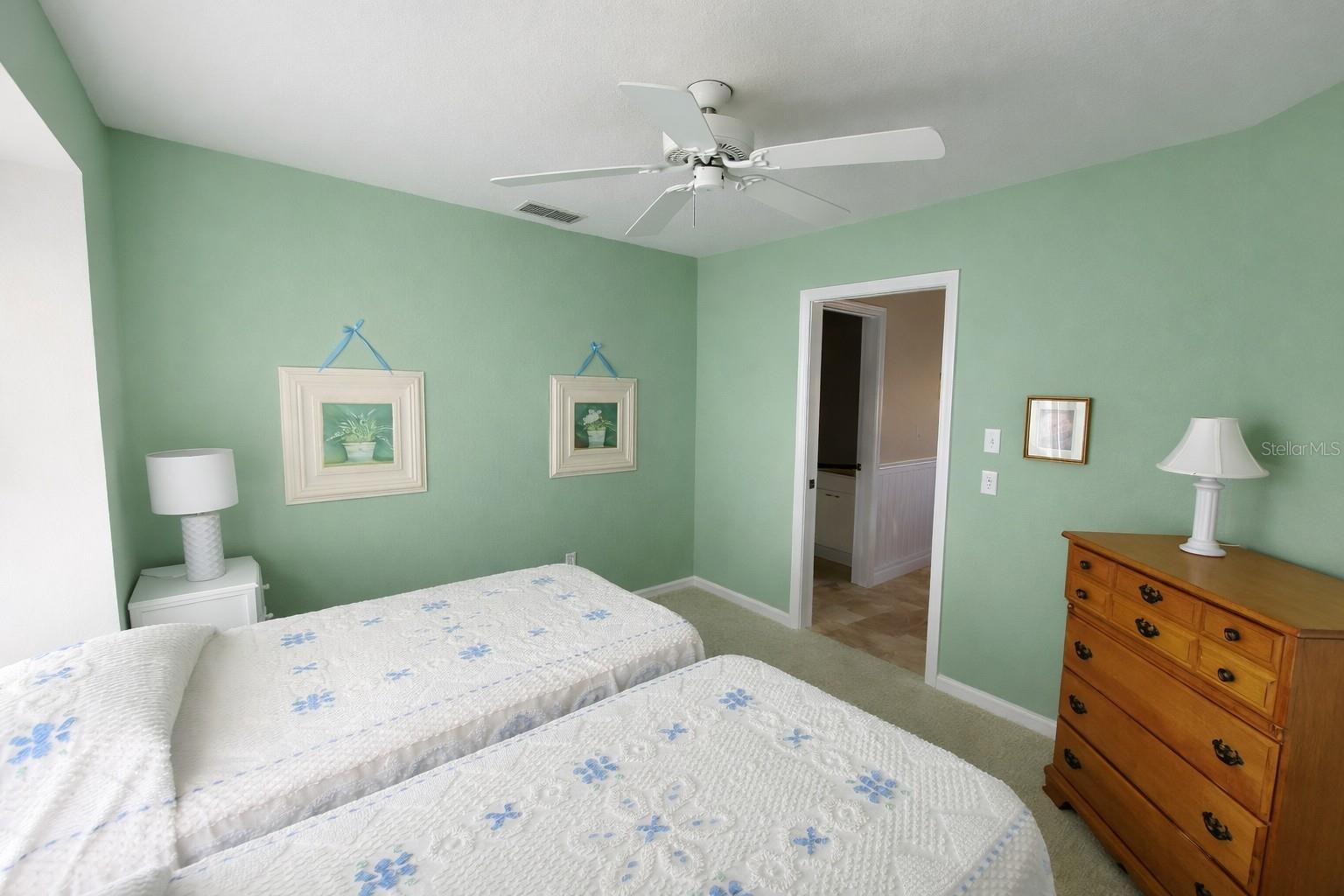 YELLOWFIN COVE CONDO - Residential