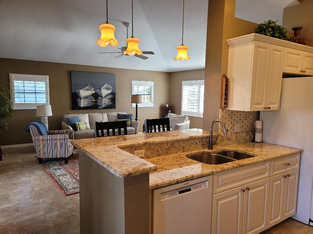 YELLOWFIN COVE CONDO - Residential